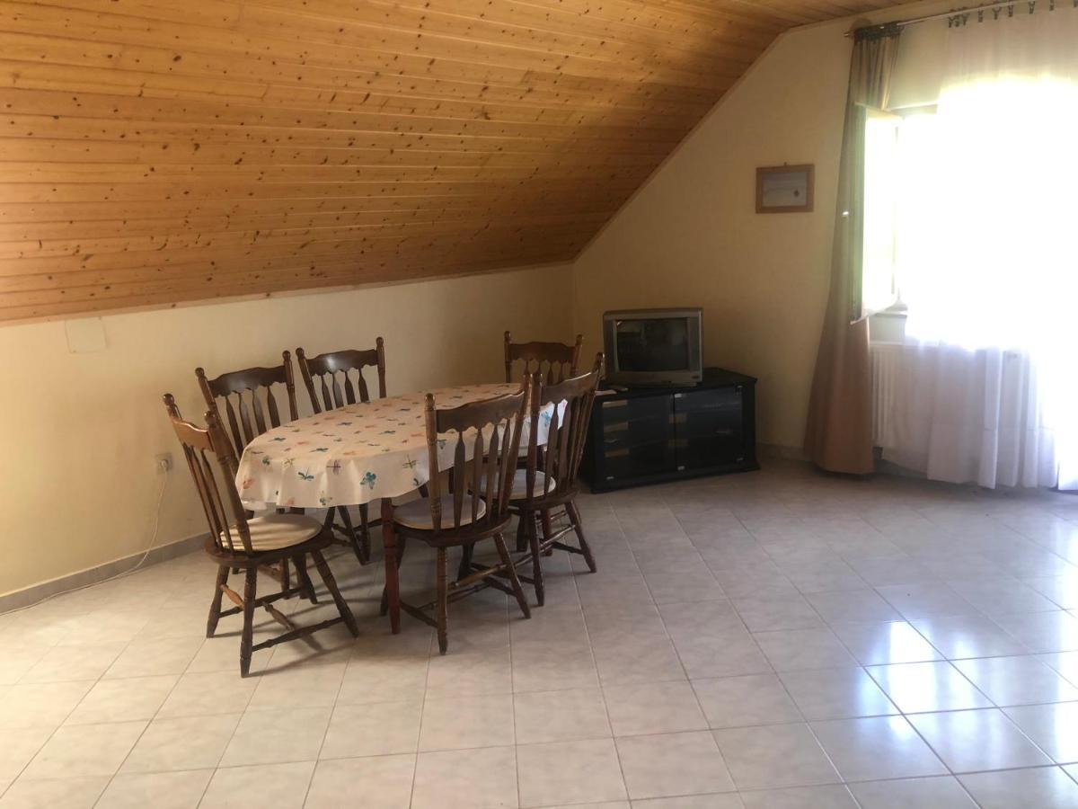 Zalakarosi Egerfa Nyaralohaz Foeldszinti Es Emeleti Apartman Екстер'єр фото